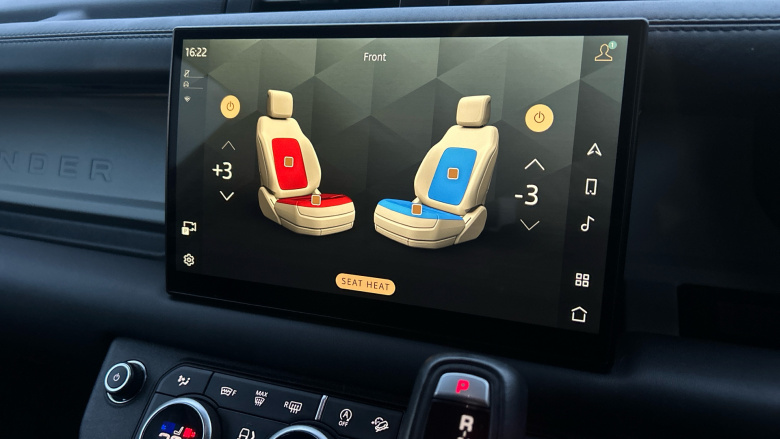 Land Rover Defender 3.0 D250 X-Dynamic SE 90 3dr Auto Diesel Estate